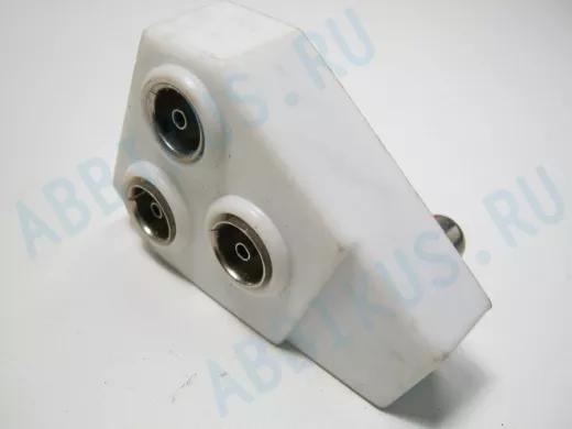 Сумматор телевизионный  3-х антенн простой белый