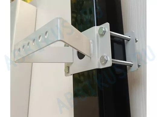 Кронштейн для прожектора на квадратную трубу 60х60мм с отверстием "ХОП-217067" серый, сталь