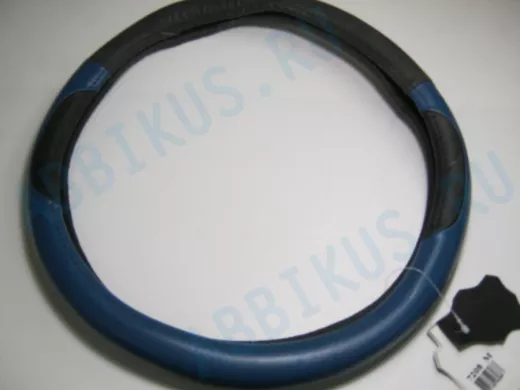 Оплетка на руль 38 см. M 7208 кожа черная+синяя кожа "спорт" "гладкая"