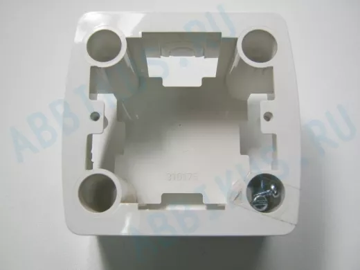 Vi-ko Carmen бел  коробка накладная 571009